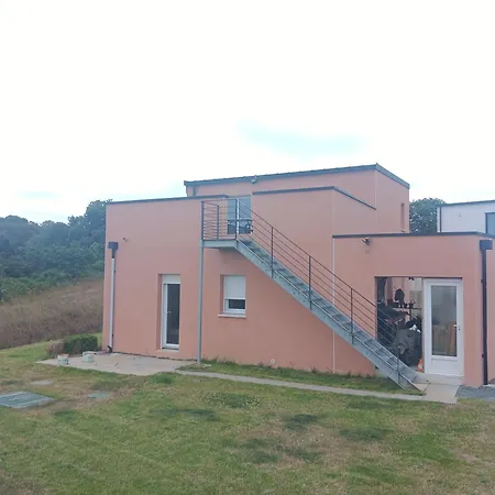 Kub Apartment Trelevern Exterior photo